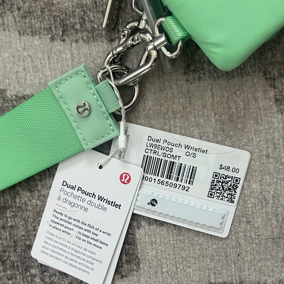Lululemon Athletica Mint Green Wristlet Duo - Picture 2 of 2